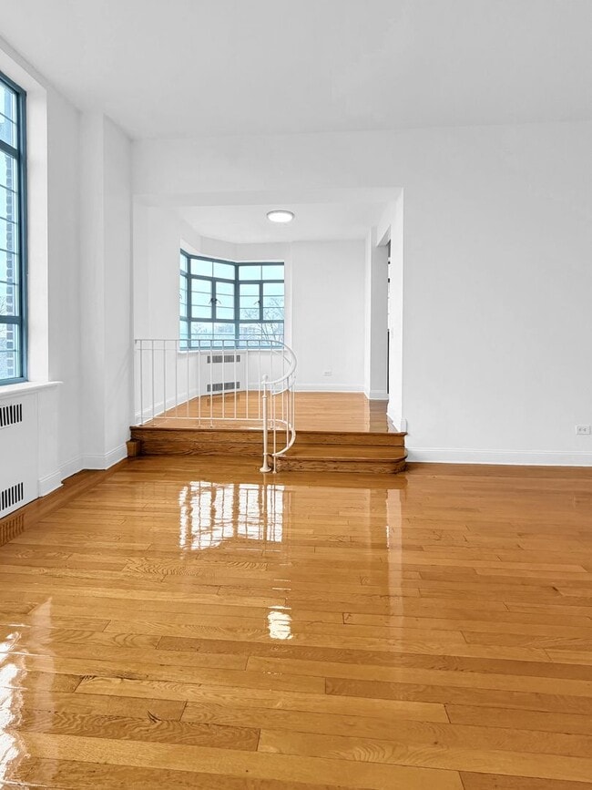 Building Photo - 1-50 Greenway Terrace