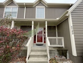 Building Photo - 8703 N Oregon Ave