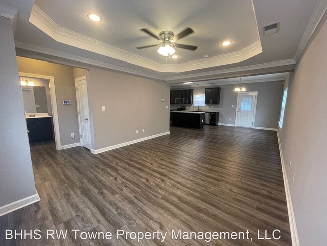 Building Photo - 4 br, 2.5 bath House - 213 Truxton Avenue