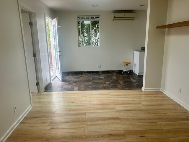 Foto del edificio - 1311 Marine St