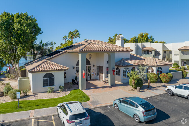 Clubhouse - Shores At Andersen Springs