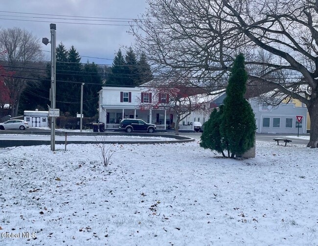 Building Photo - 140 Wells Ave