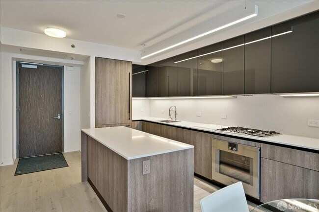 Foto del edificio - 201 Folsom St