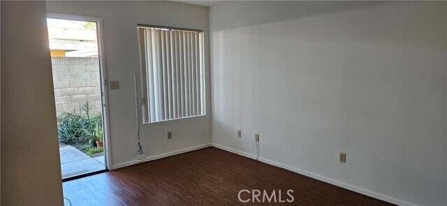 Foto del edificio - 20725 Seine Ave