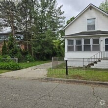 Building Photo - 23 Sylvan Ct