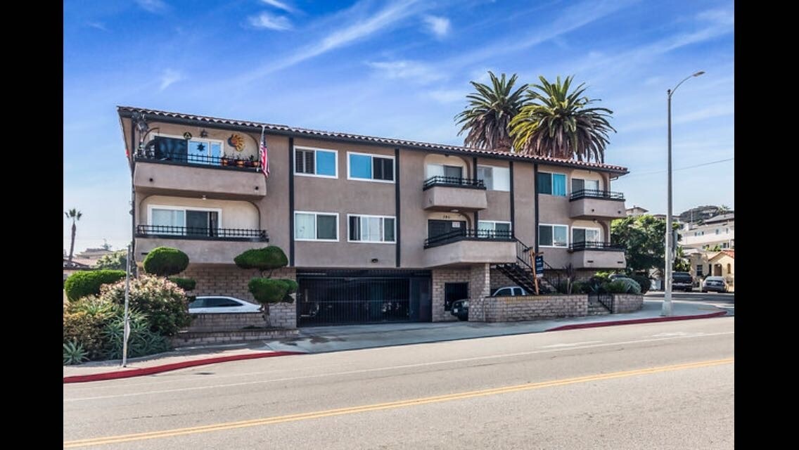 Foto principal - 785 W 19th St
