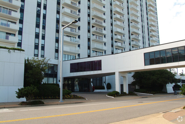 Oceans 2 Condos For Sale Virginia Beach