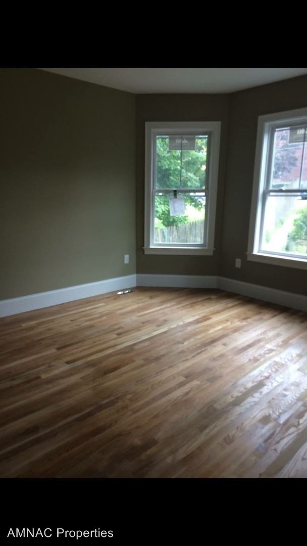Building Photo - 383 Savin Hill Ave