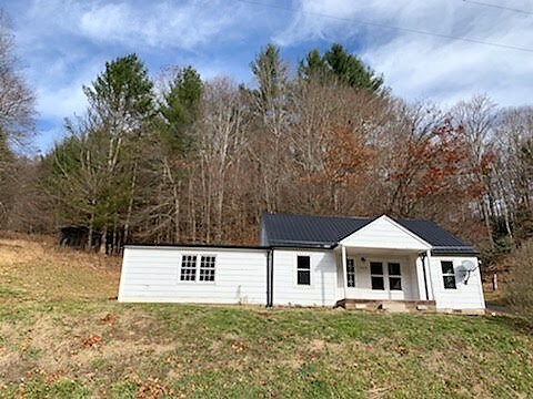 Primary Photo - 942 Rich Hill Rd