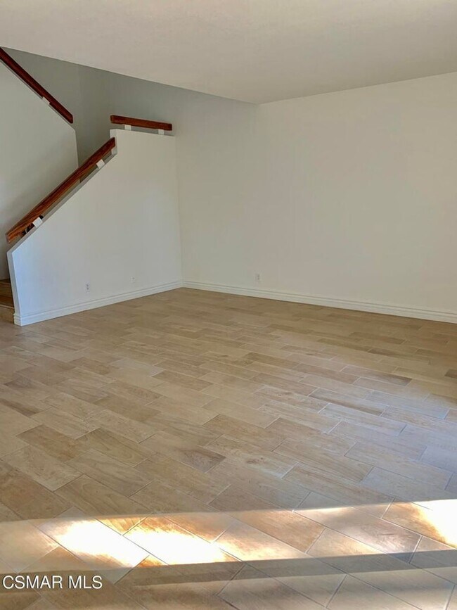 Building Photo - 937 Shadow Lake Dr
