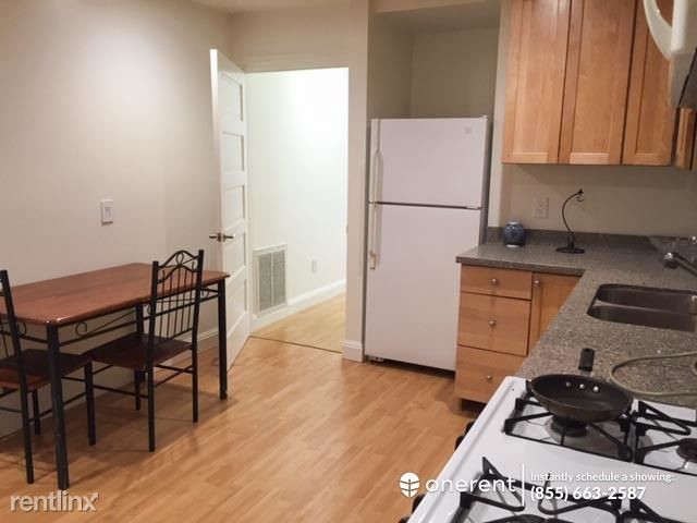 Building Photo - 1 br, 1 bath Duplex - 214 Banks Street -