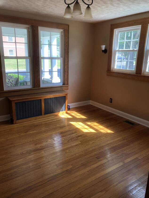 Dining Room - 645 Ellett Rd NE