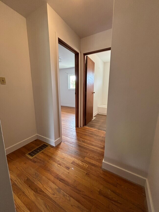 Foto del edificio - 820 Jackson Ln