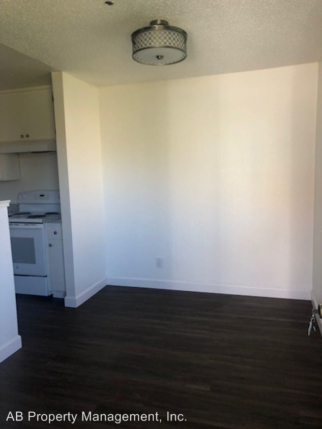 Foto principal - 1685 Portola Ave