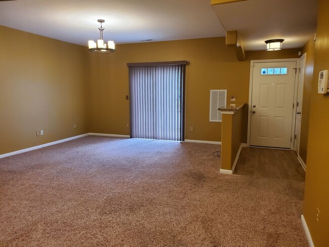 Building Photo - Stunning First-Floor Condo