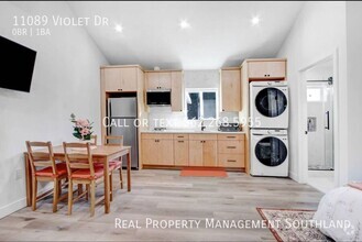Building Photo - 11089 Violet Dr