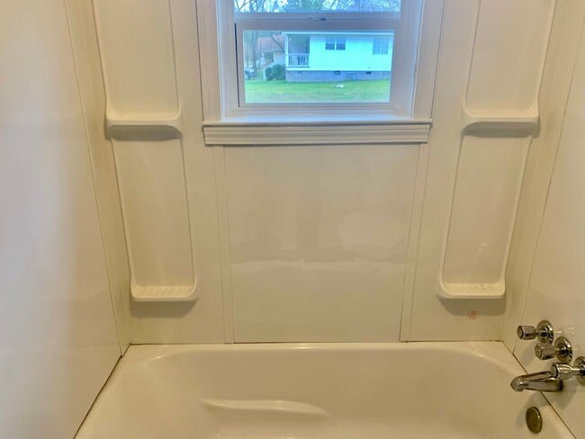 Foto del edificio - 1069 Flint Hill St