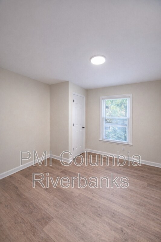 Building Photo - 506 N Line St