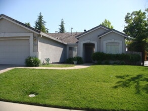 Building Photo - 6400 Silver Hawk Way