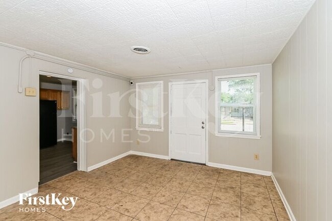 Building Photo - 1180 Bradbury Dr