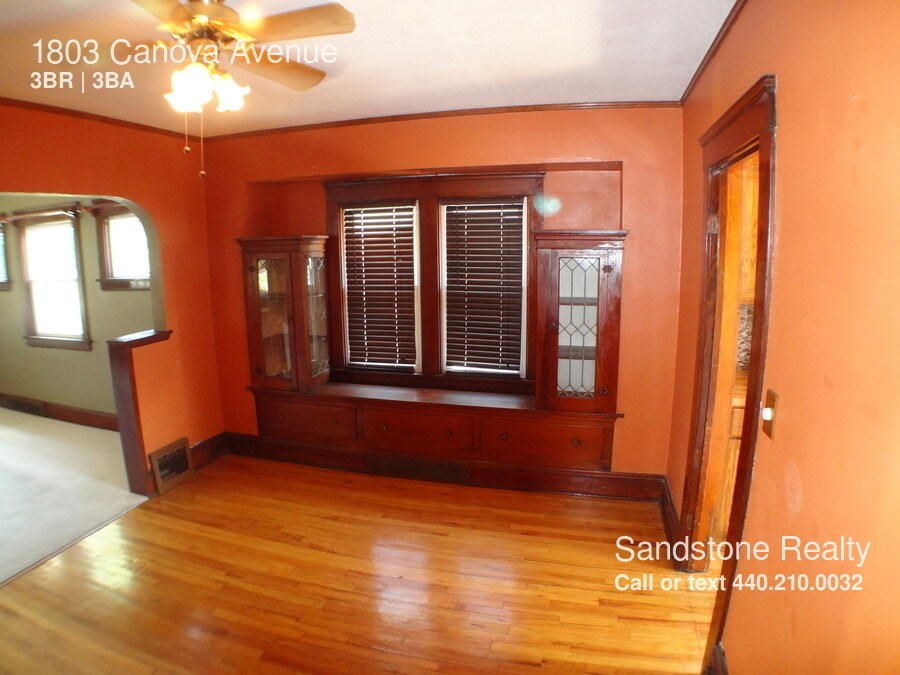 Primary Photo - 1803 Canova Ave