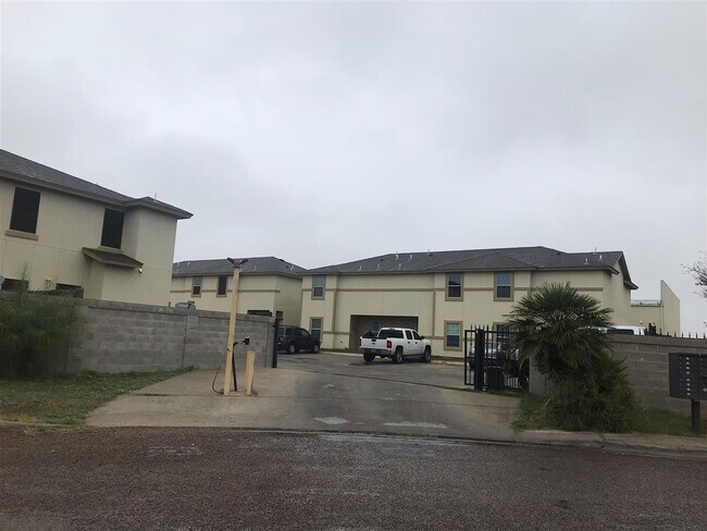 Foto del edificio - 1014 Ranchway Dr