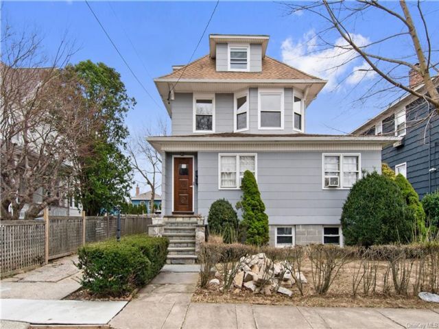 Primary Photo - 530 Second Ave