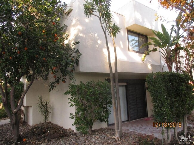 Building Photo - 48728 Desert Flower Dr
