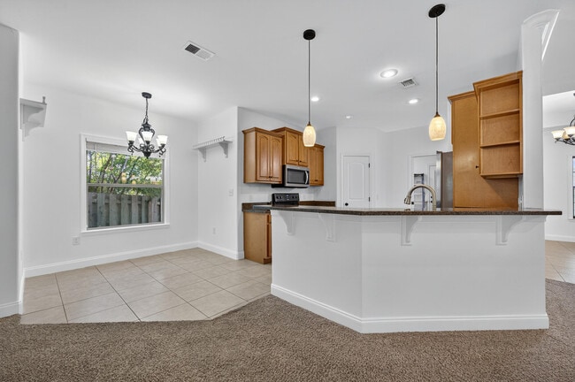Foto del edificio - 603 Red Fern Rd