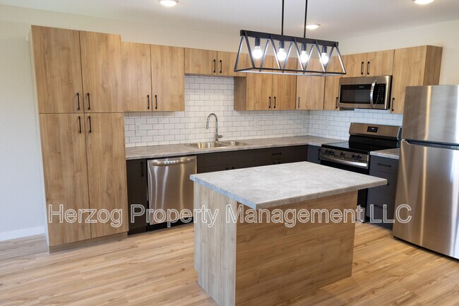 Foto del edificio - 3425 Eischen Ct