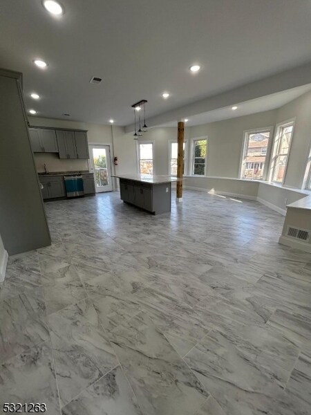 Foto del edificio - 19 Fairview Pl