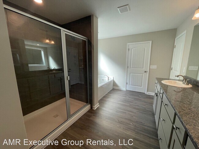 Foto del edificio - 5 br, 4 bath House - 1325 Hawkins Road