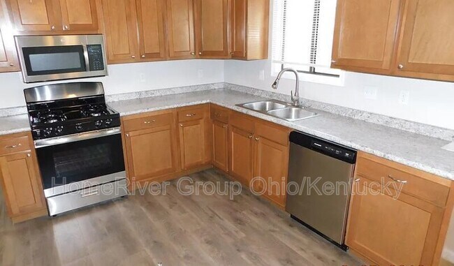 Building Photo - 2822 Windon Dr