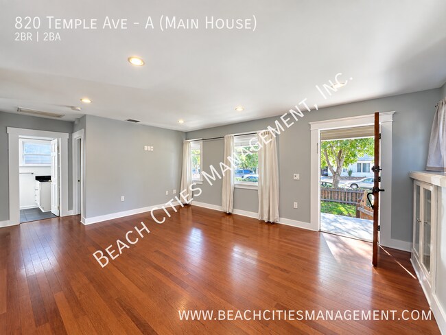 Foto del edificio - 820 Temple Ave