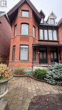 Building Photo - 127 Hazelton Ave