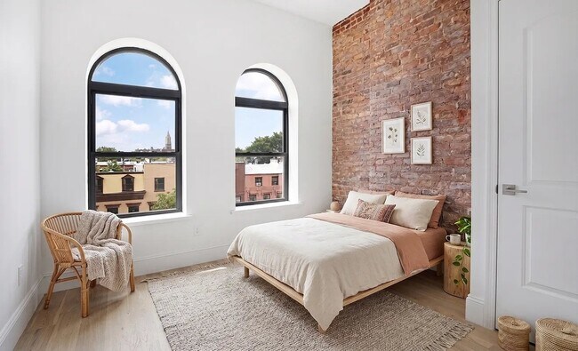 Foto del edificio - 443 Jefferson Ave