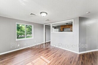 Building Photo - 9408 East 23rd St S