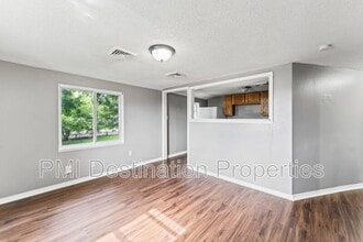 Building Photo - 9408 East 23rd St S