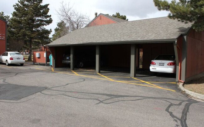 Building Photo - 1625 W Elizabeth St