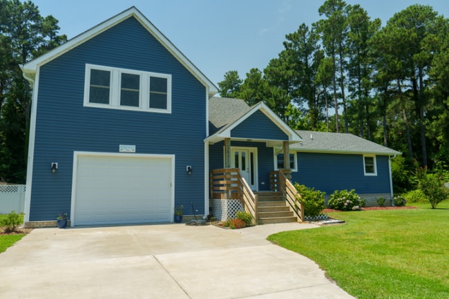 Building Photo - 102 Quarter Landing Dr