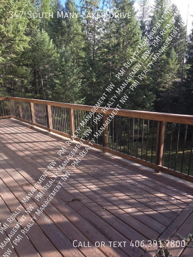 Foto del edificio - 347 S Many Lakes Dr