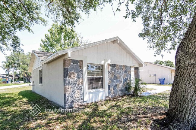 Foto del edificio - 7839 Putnam Cir
