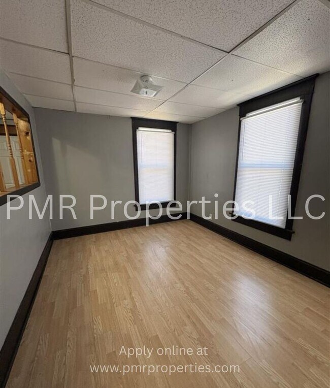 Foto del edificio - 4 Bedrooms/ 2 bathrooms House