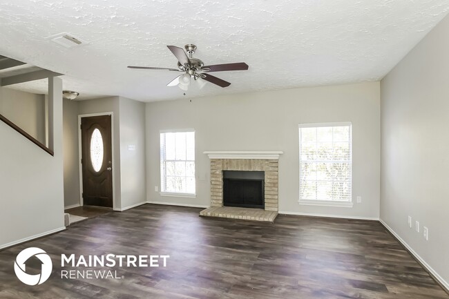 Foto del edificio - 16107 Diamond Ridge Dr