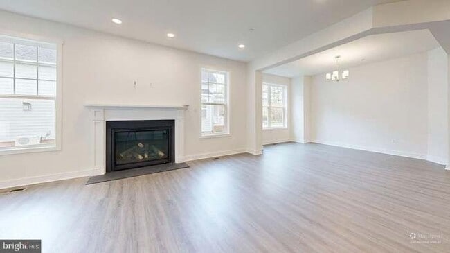 Building Photo - 7015 Cheston Way