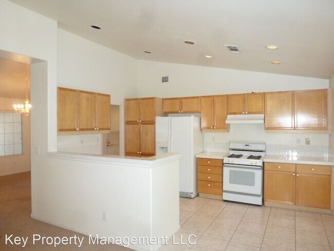 Building Photo - 3 br, 2 bath House - 527 Lennox Dr