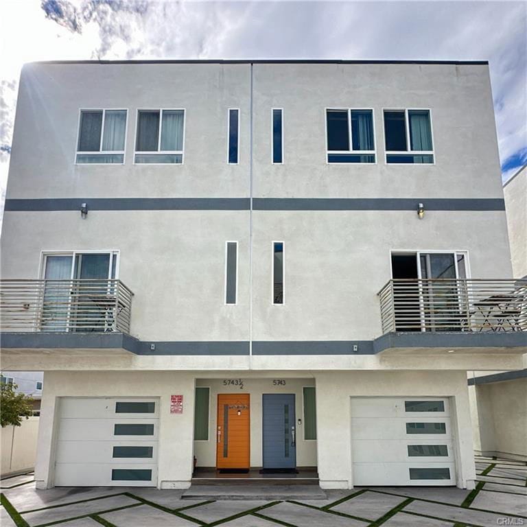 Primary Photo - 5743 Fulcher Ave