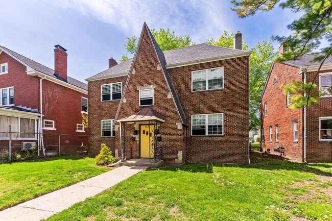 Foto del edificio - 57 N Burgess Ave