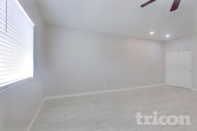 Foto del edificio - 12541 W Hummingbird Terrace