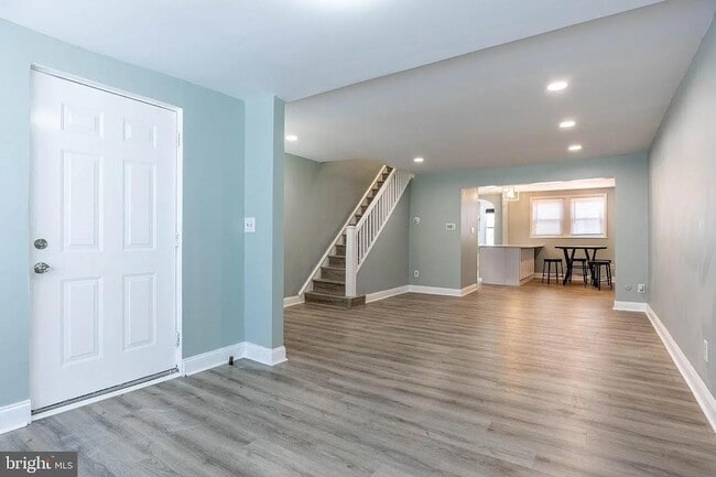 Photo - 6519 Dorel St House